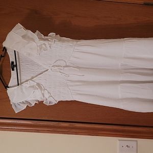 Lulus white knee length dress size xl.